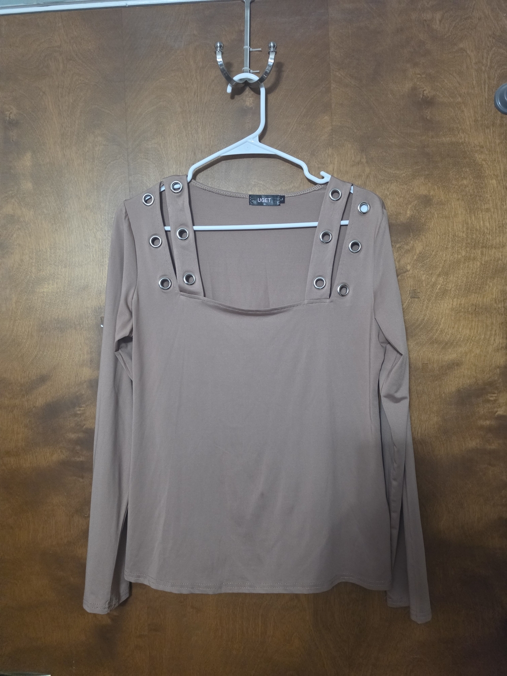 Light Taupe Long-Sleeve Grommet Detail Top
